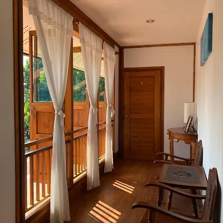 Tha Ma-O Bouteak Homestay - Self Check-In Lampang Exterior photo