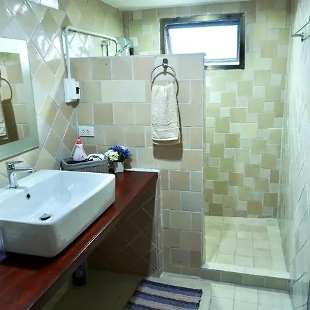 Tha Ma-O Bouteak Homestay - Self Check-In Lampang Exterior photo