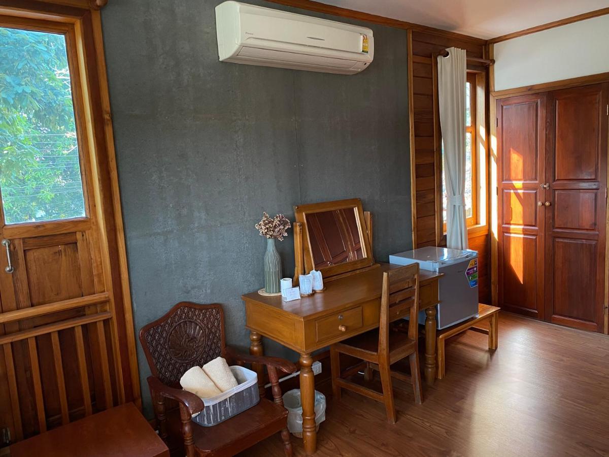 Tha Ma-o Bouteak - Self Check-in Homestay Lampang