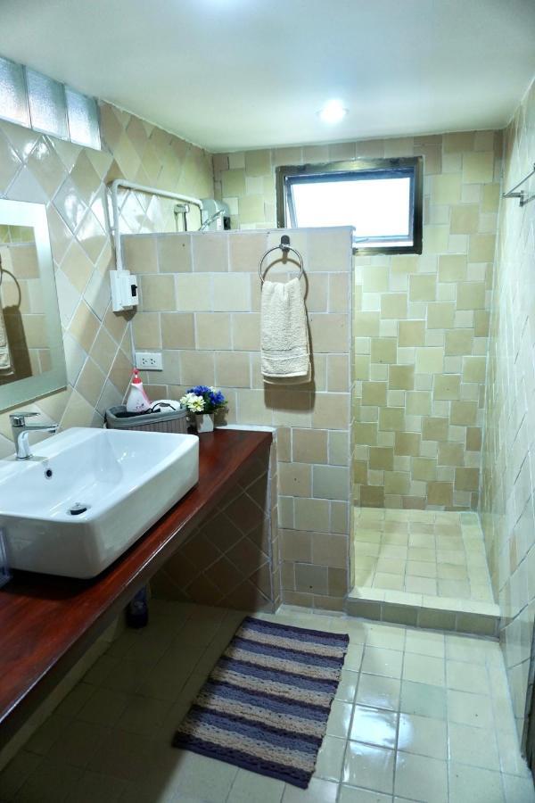 Tha Ma-o Bouteak - Self Check-in Homestay *